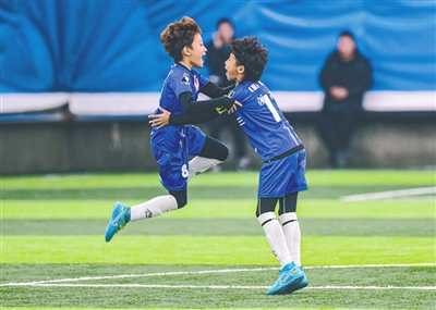 沈阳“先锋杯”青少年足球邀请赛举行