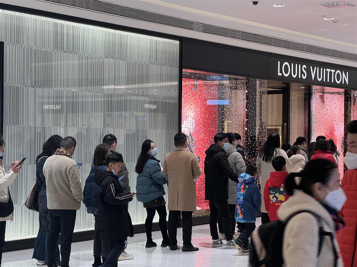 lv官网一般什么时间补货,lv又要涨价吗