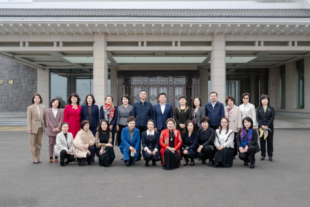 胡家福：大力弘扬“巾帼不让须眉”的精气神为加快推动延边跨越赶超贡献智慧力量