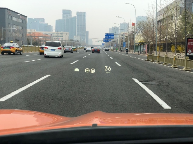 兼顾豪华与操控试驾2023款极氪001YOU版