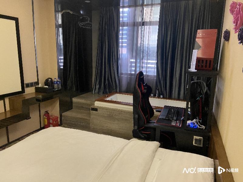 电竞酒店允许未成年入住怎么处罚,电竞酒店实名认证系统未成年