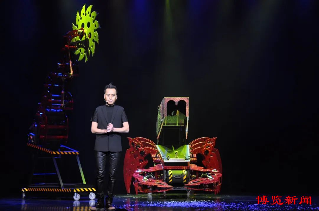 大魔术师丁建中简历,丁建中魔术春晚