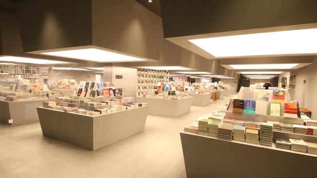 开一家不盈利的书店是为了什么,书店是如何盈利生存下去的