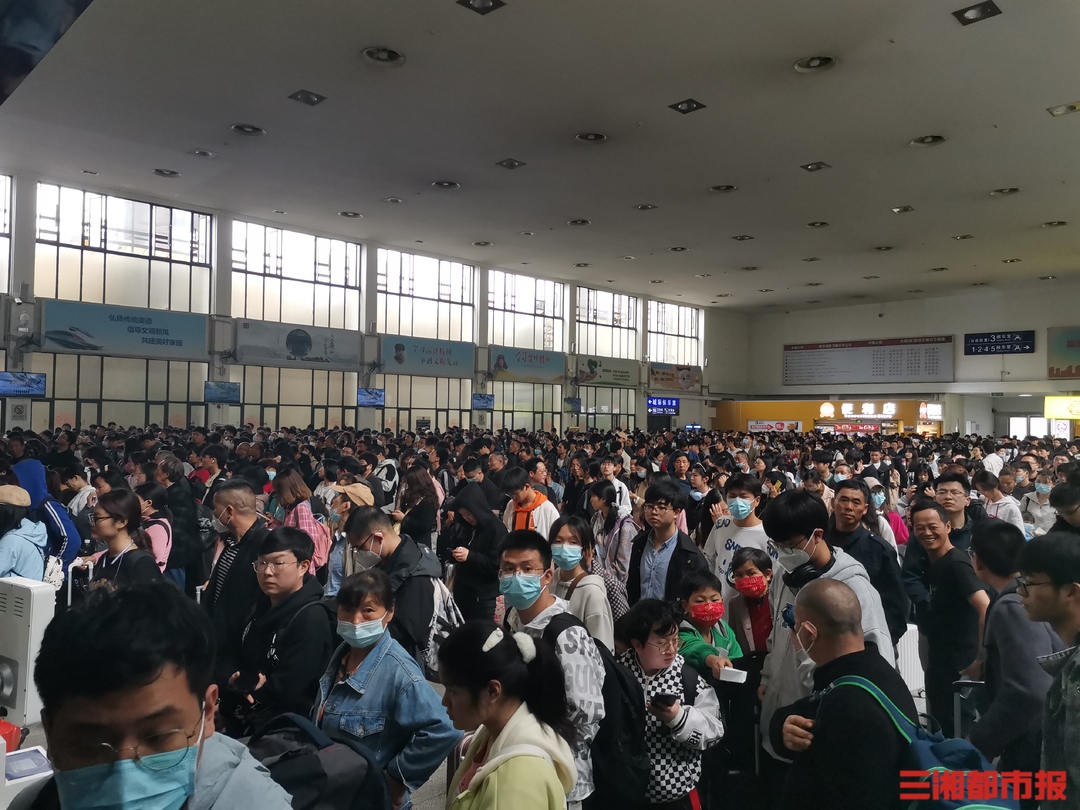 湖南地区春运已增开夜间高铁237趟,五一长沙铁路加开列车