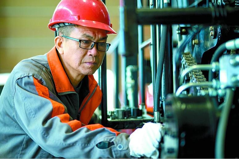 劳动者励志的劳动故事,一线劳动者的奋斗故事