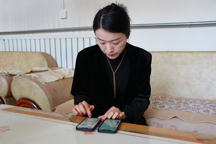 农村网红直播卖货100万能赚多少,网红三农直播带货活动策划方案