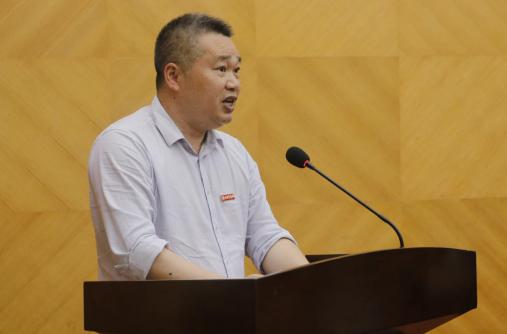 推进第二课堂建设，激活育人“新引擎”！泉州经贸职业技术学院明德大讲堂文学讲座开讲~