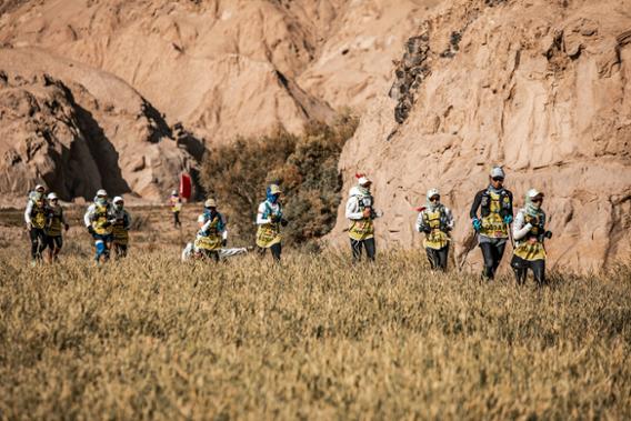 徒步运动爆火出圈！如何才能玩得更加安全畅快？复合型人才建设迫在眉睫