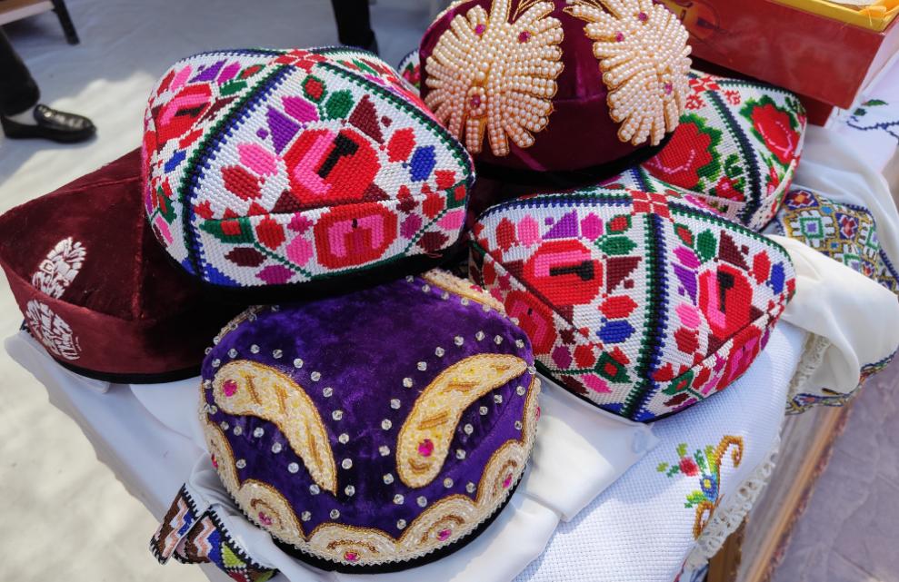 跟着环塔走进阿克苏市|农产品齐聚！一起去赶大集