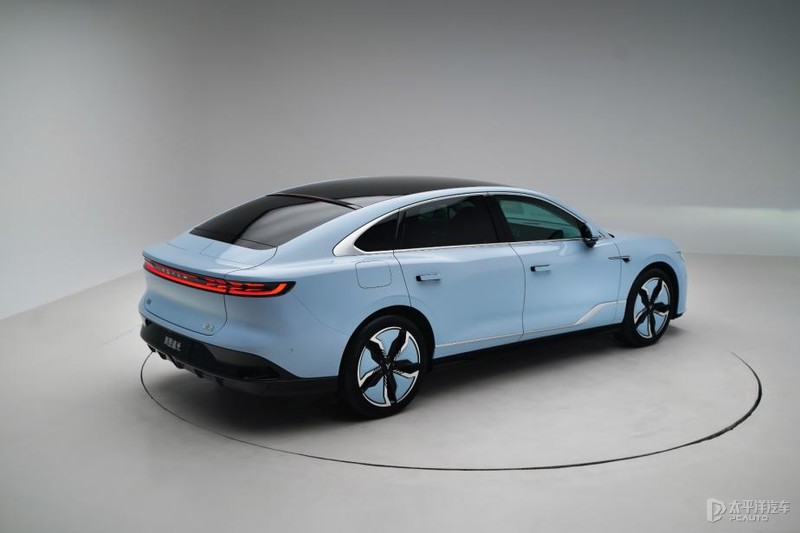 入门即满配岚图追光大定权益焕新