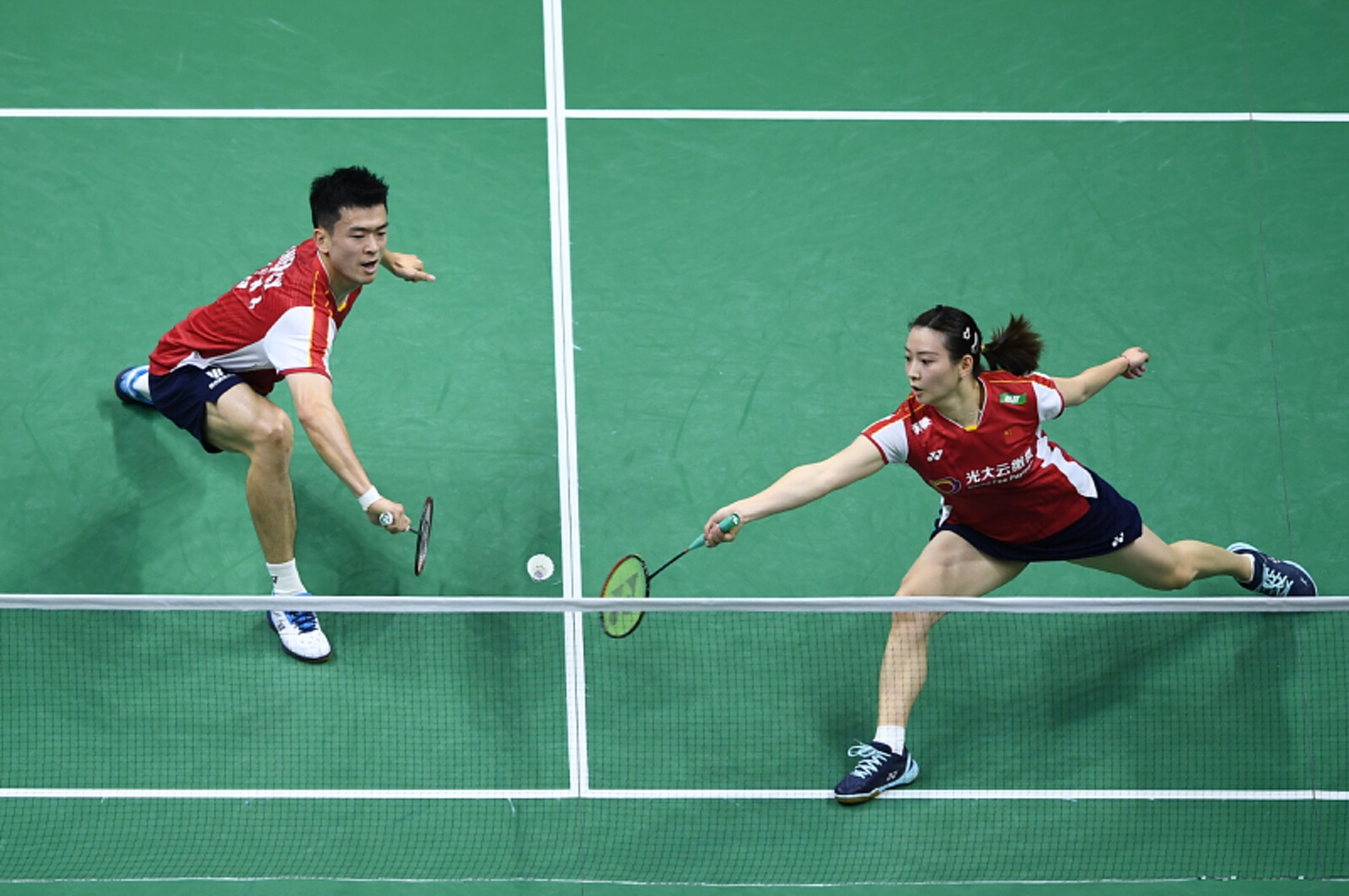 苏迪曼杯国羽三连冠第十三次捧杯,苏迪曼杯中国队夺冠全过程