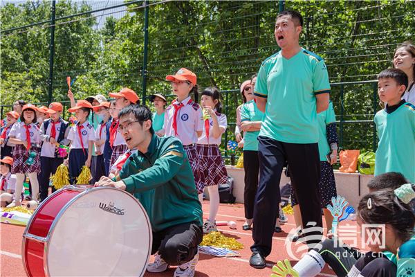 青岛镇江路小学足球开幕式,长江路小学校园足球节开幕