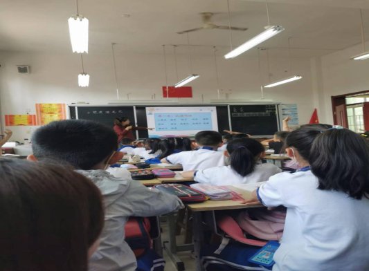 莱西市香港路小学家长开放会,莱西香港路小学家长开放日