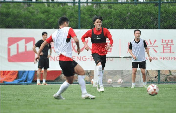 刻在四川人骨子里的是什么,足球之夜成都蓉城金牌球市