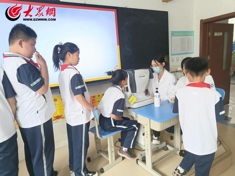 护佑花朵“医”心关爱健康“童”行