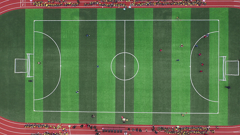 大山里爱足球的孩子们,大山深处热爱足球的孩子