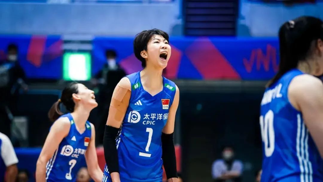 中国女排黄金一代战胜日本,女排以三比零战胜日本队