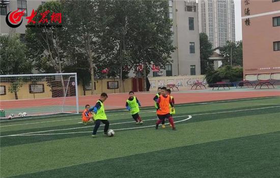 潍坊市育才学校足球,潍坊育才中学足球队