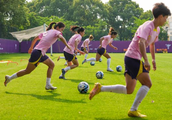 基石足球,足球基石