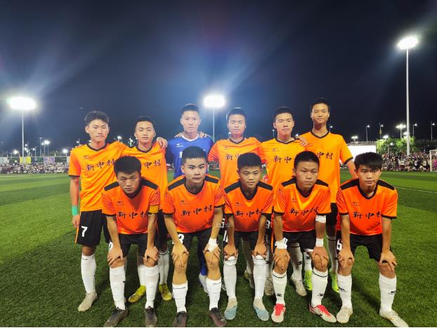 小学生踢出足球世界波,村超踢出10个世界波视频