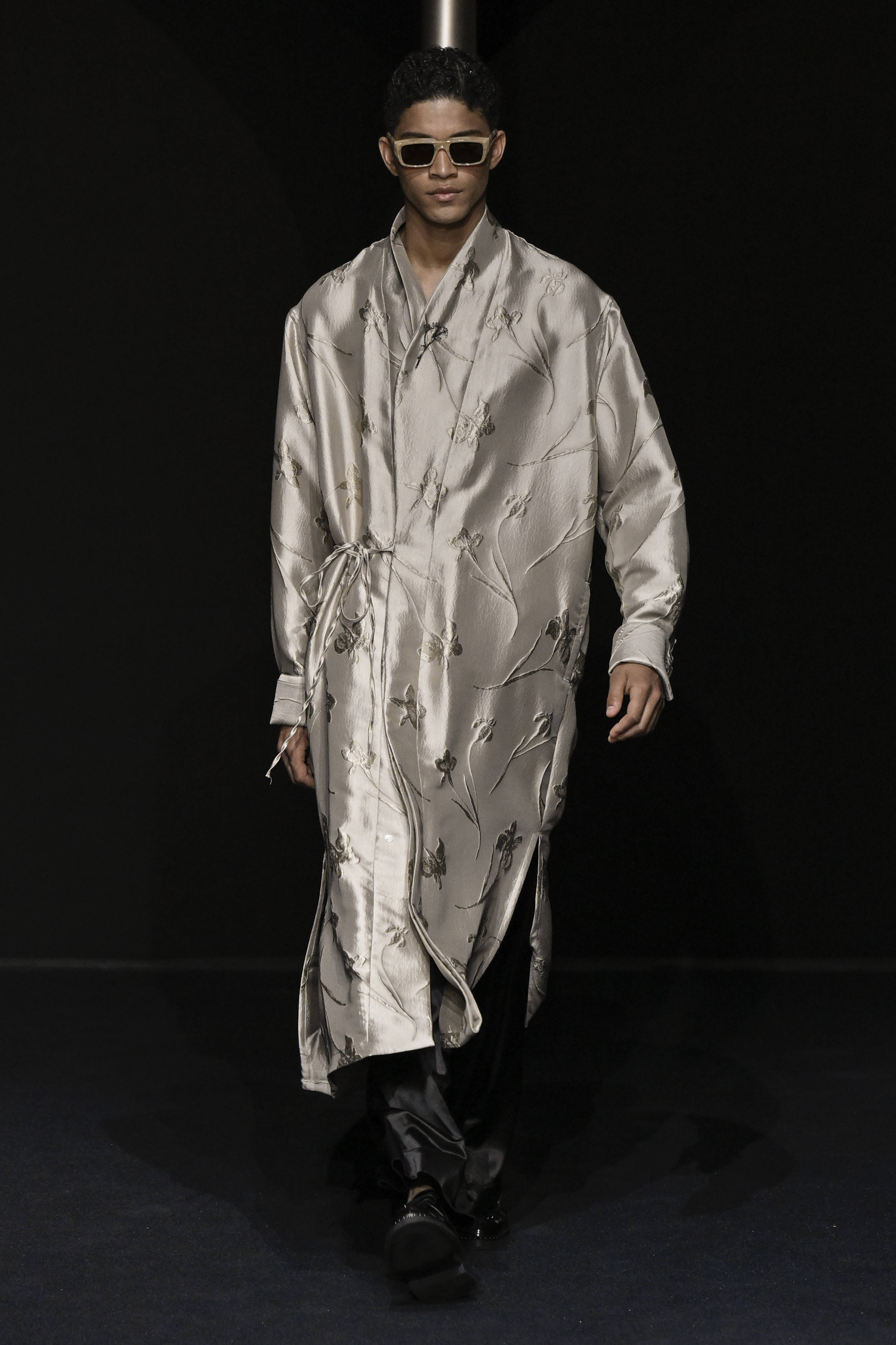 米兰时装周阿玛尼男装秀场,米兰阿玛尼秋冬男装秀