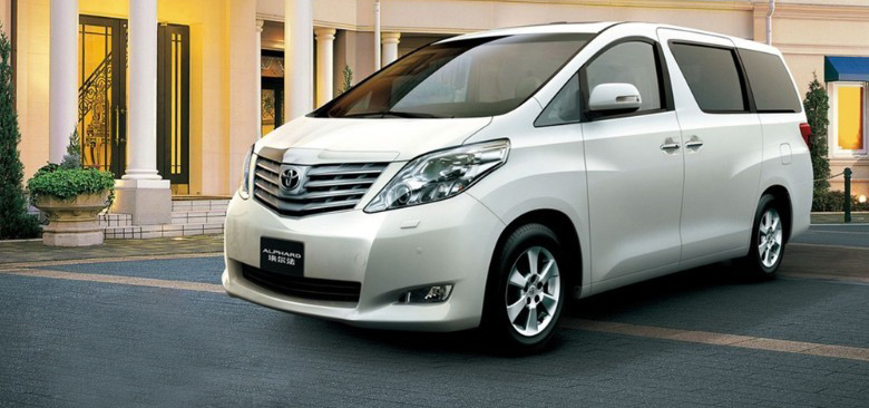 全新皇冠威尔法对比全新埃尔法,威尔法和皇冠埃尔法