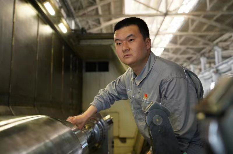 “双争”光荣榜|张衍朝：轧辊加工从来没有“差不多”