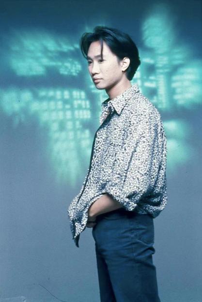 黄家驹逝世30周年歌迷对他的怀念,黄家驹25周年纪念演唱会录语