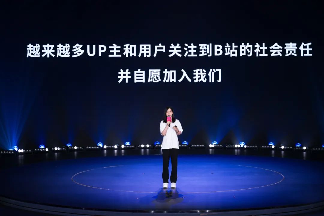 点赞近10万！小学生做的裙子，火了！网友喊话“上链接”