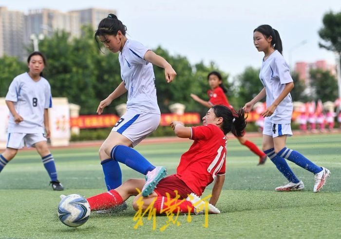 最美主场,小学女足足球比赛