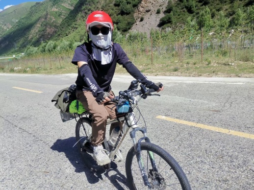 90后老师自驾游,90后女老师骑行