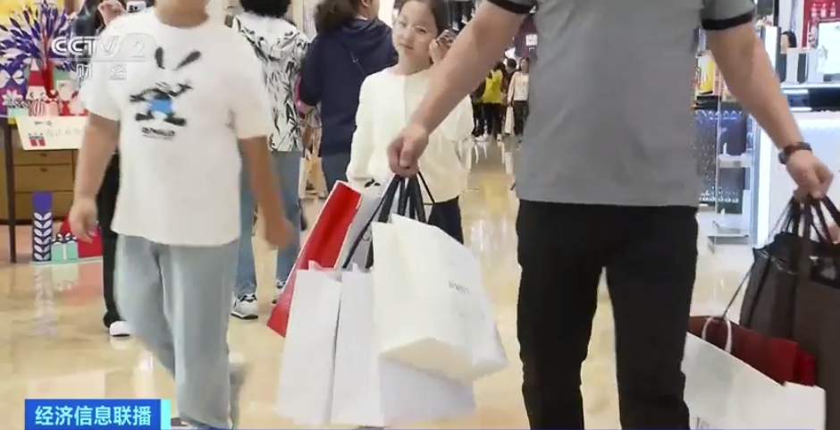 抢滩双十一,双十一商场疯抢