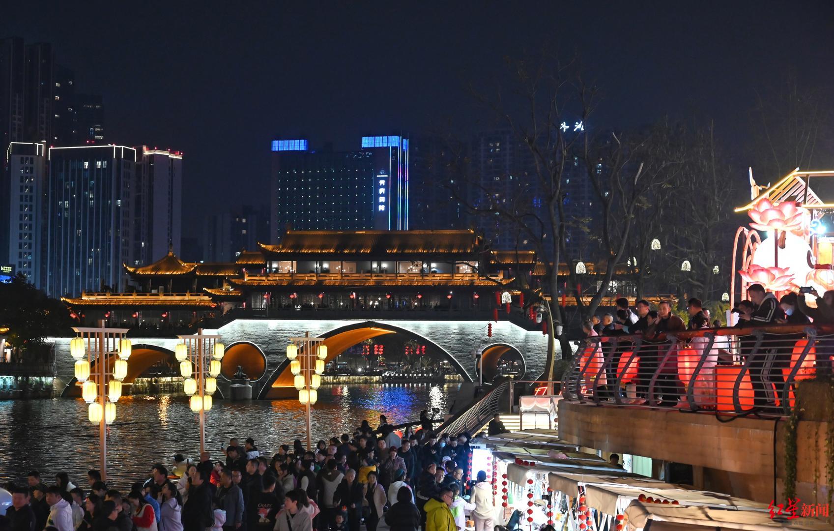 刷榜出圈！这个春节，“在成都过年”为何成为风尚？