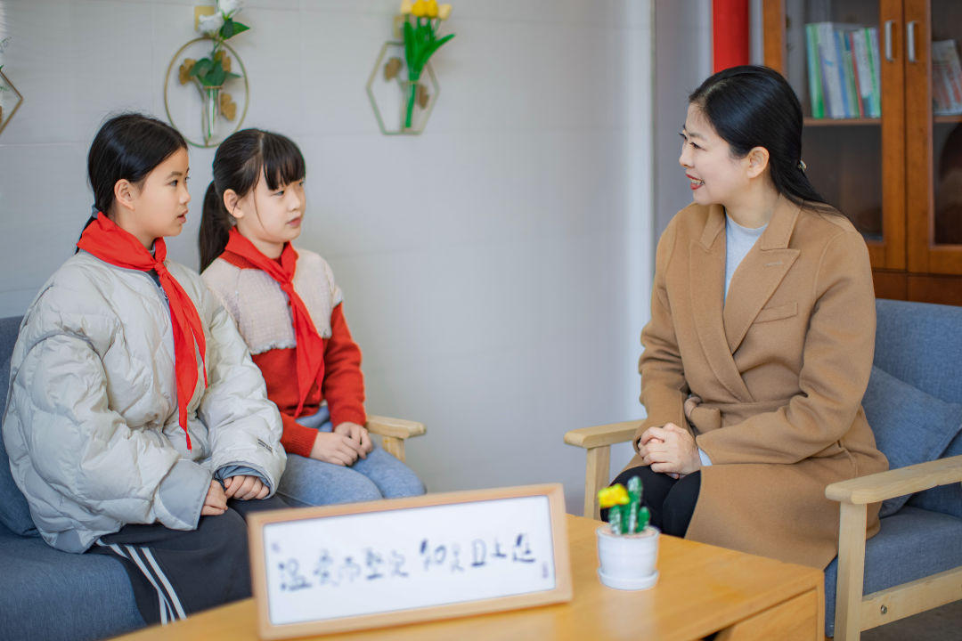 38年未调，最高10元：全国人大代表祝响响呼吁提高教龄津贴